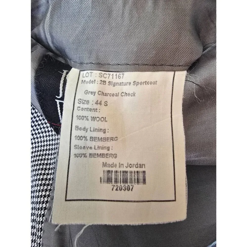 JoS. A Bank Signature Collection Suit Jacket 44S Gray Charcoal Check